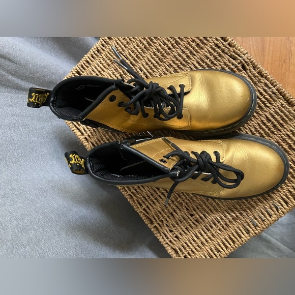 Shiny Gold Dr Martens in great condition - Youth Size 3 - lace & zip up - Picture 9 of 13